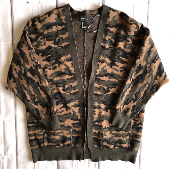Forever 21 Sweaters - Forever 21 Cardigan Sweater Camo EUC Small
